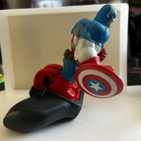 2013 Hasbro Battle Masters Slam Marvel Captain‎ America Figure W/controller - Picture 3 of 6
